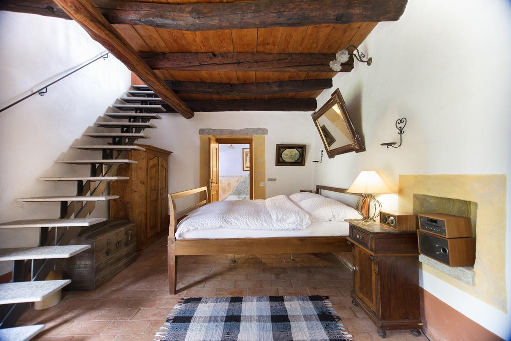 Fattoria L'Amorosa Sementina Quarto foto